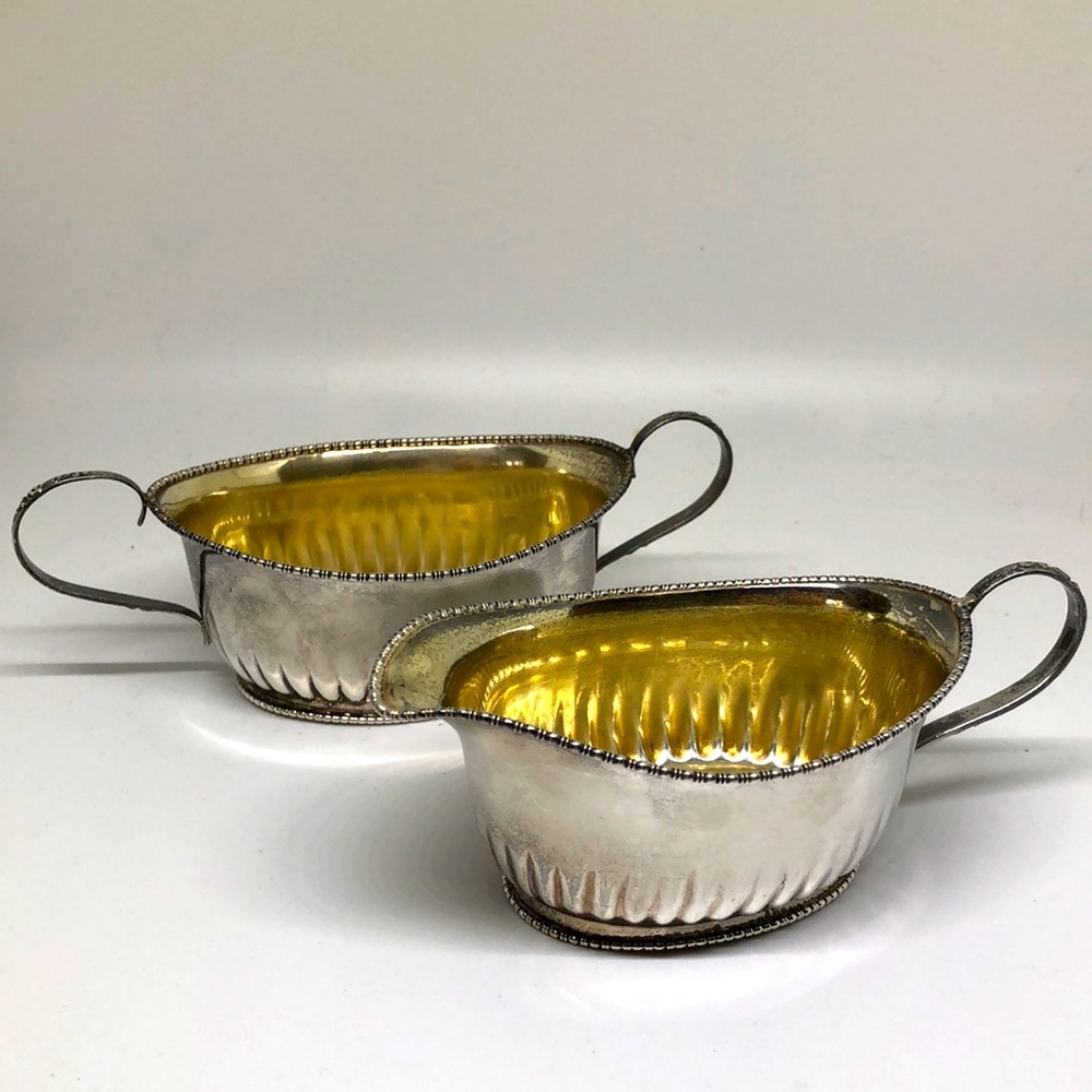 Antiques marks 1956 HS sterling silver creamer and sugar 125 gr